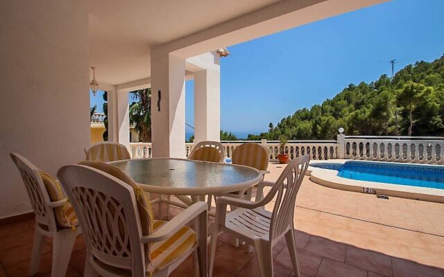 Suerte - sea view villa with private pool in Moraira