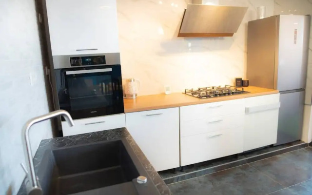 New Modern Apartment With View in Omis, Croatia