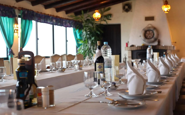 Hotel Aeromar