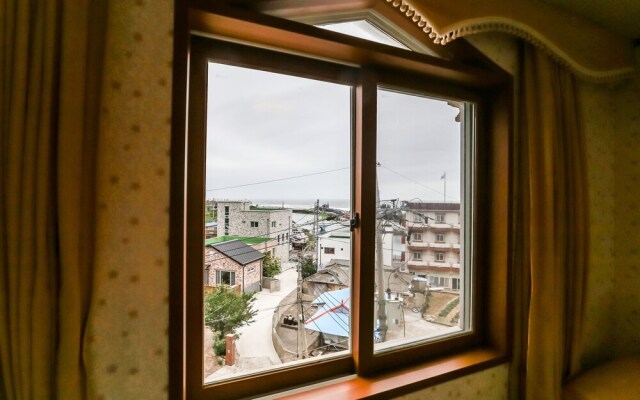 Jeongdongjin Phoenix