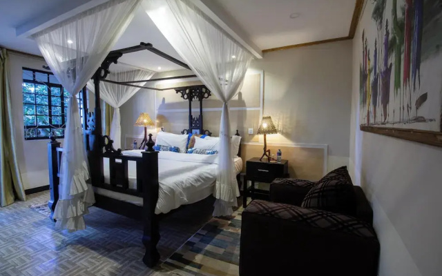 Saba House & Lodges