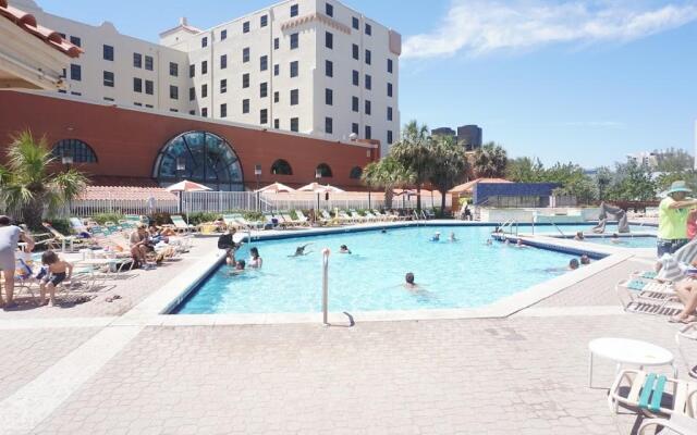 657 Apartment Hollywood Beach
