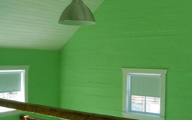 The Old Salt Box Co. - Grandma Lilly's