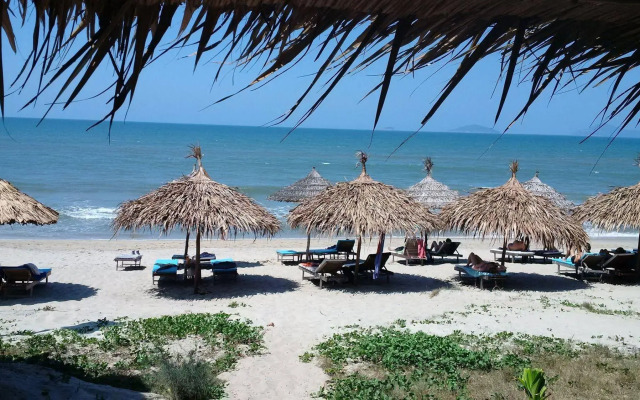 Hung Do Beach Homestay