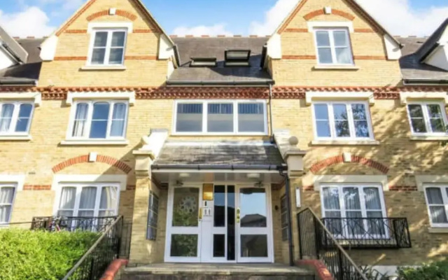 Watford Premier Serviced Apartments - Eton House
