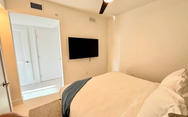 Downtown Miami Luxury 1 BD Studio-insane Amenities