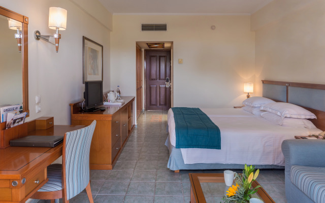 Neptune Luxury Resort