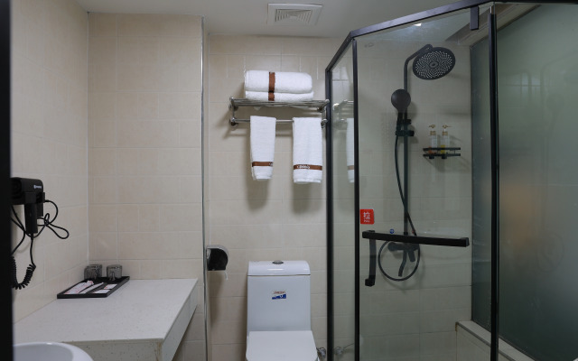Junyi chain hotel Xintina Xiufeng Street store