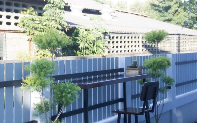 SomJai House