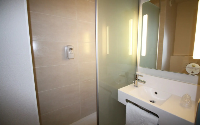B&B HOTEL MONTELIMAR Sud
