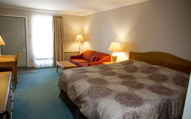 Rideau Heights Inn