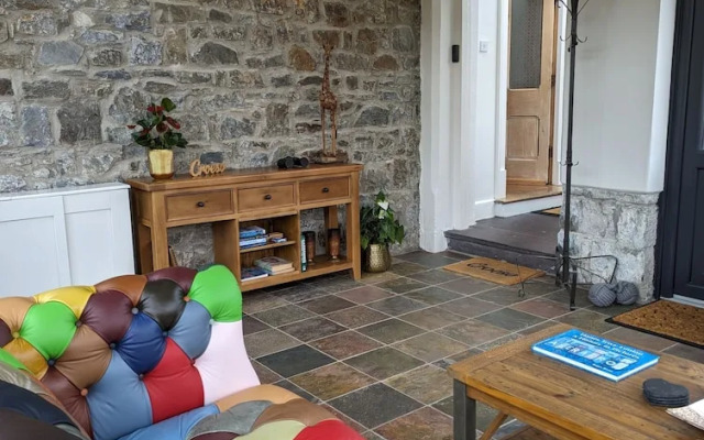 Llys Aeron Guest House