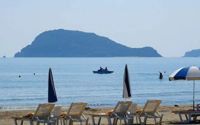 Andreolas Beach Hotel