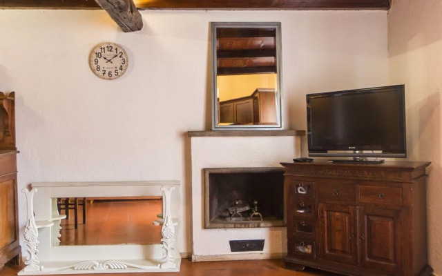 Rental in Rome Arco della Ciambella Penthouse