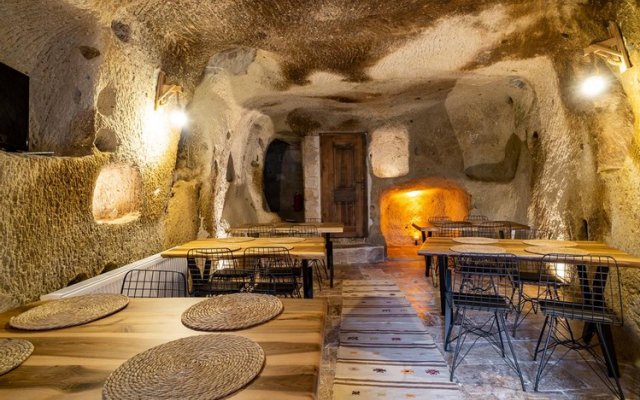 Snora Cave Hotel