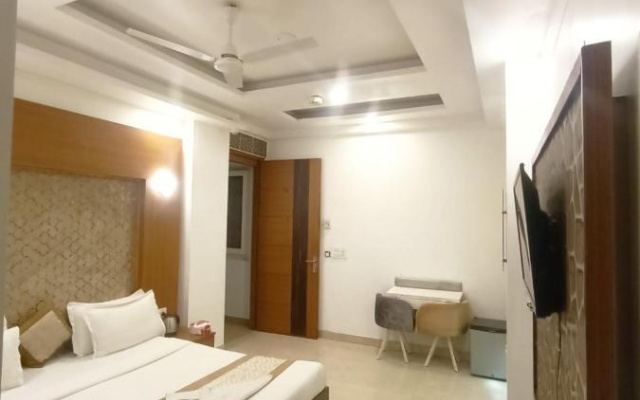 Phoenix Suites