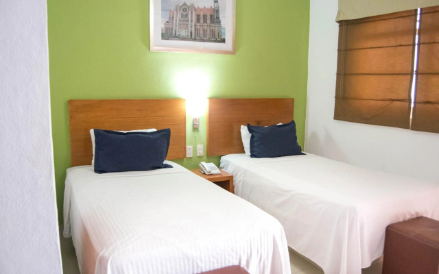 Hotel River Poliforum