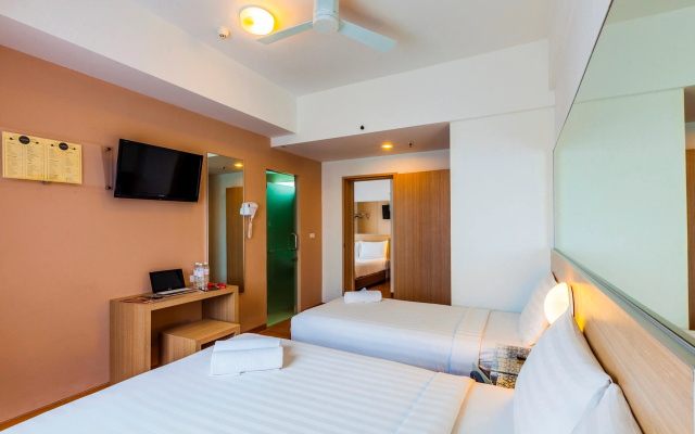 Red Planet Palembang – Guest Rooms – Palembang
