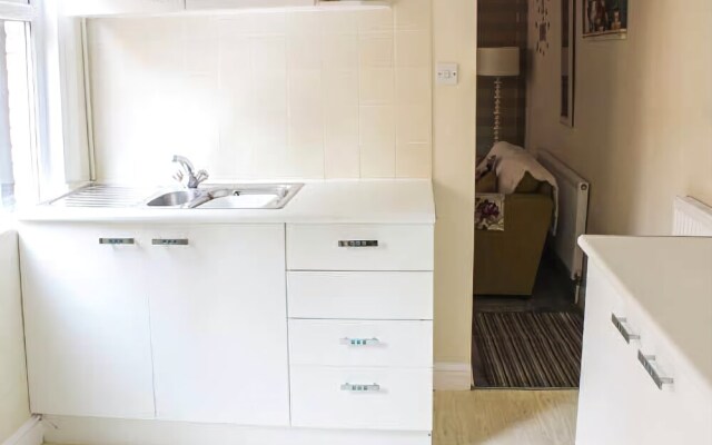 Sea Breeze Apartment