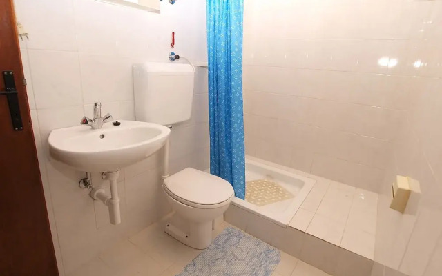Apartment 359