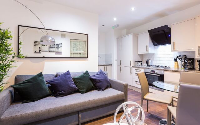 Chic Three Bed Shoreditch Gem Sleeps 8 A1