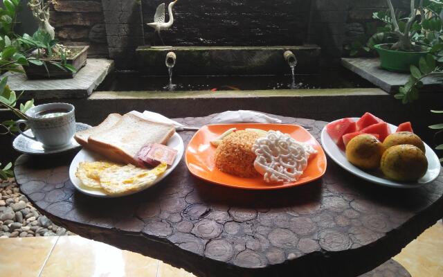 Kampoeng Pakis Inn