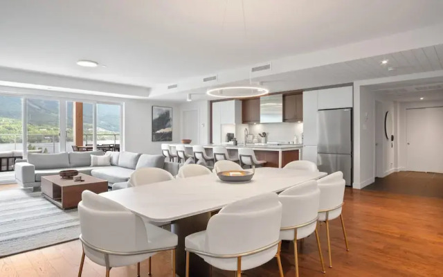 Lago by Tremblant Platinum