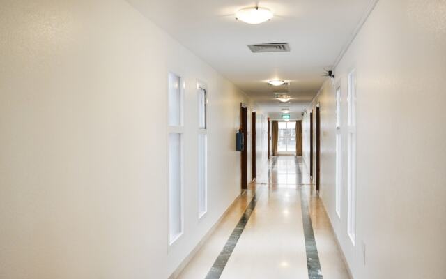 Galaxy Plaza Hotel