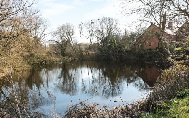 Little Wedderburn House