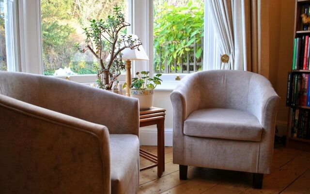 Holland House Bed And Breakfast