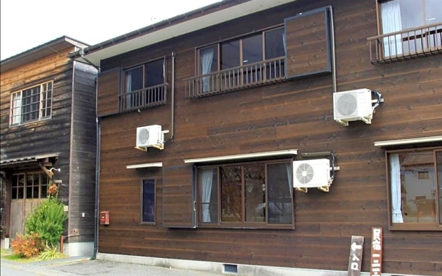 Biwako Makino Hifumikan Guest House
