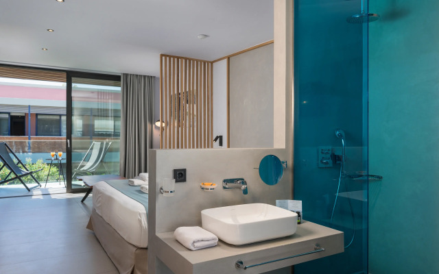 Corissia Harmony Hotel