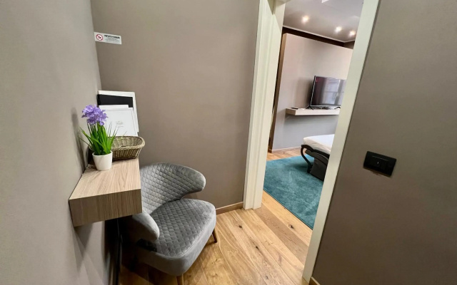 NEW WONDERFUL BILO WITH WALK-IN CLOSET from Moscova Suites Apartments