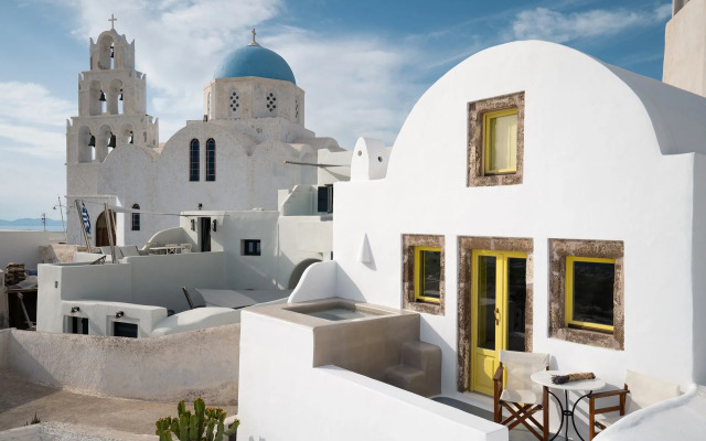 Valsamo Suites