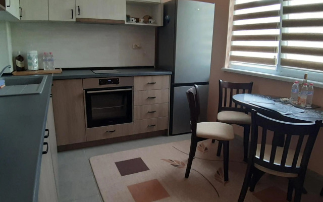 Апартамент "Рая"