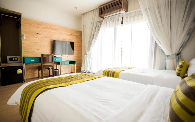 iBooking Trams Square