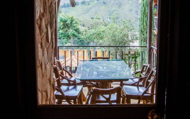 Hosteria Jardines de Chamana