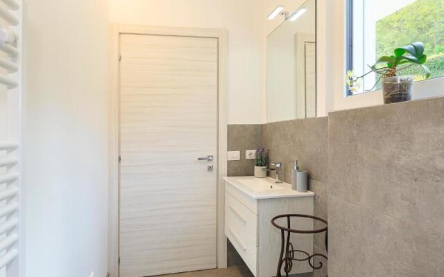 Skylake Penthouse by Impero House
