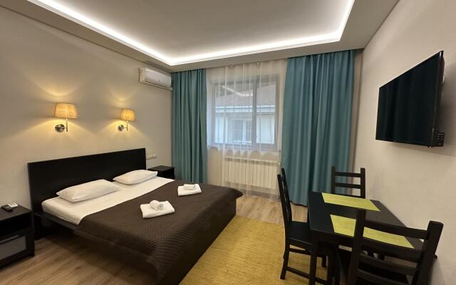 Vverh Guesthouse