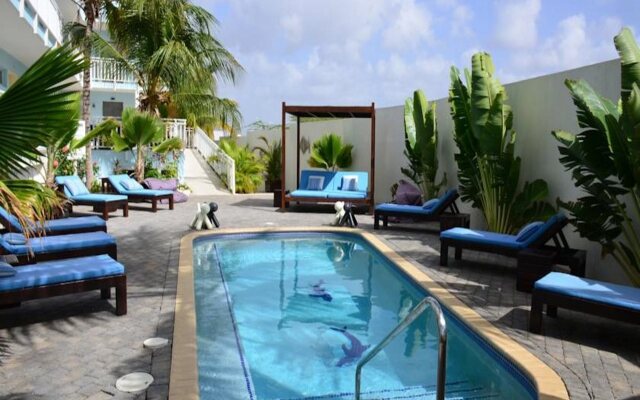 Dolphin Suites & Wellness Curacao