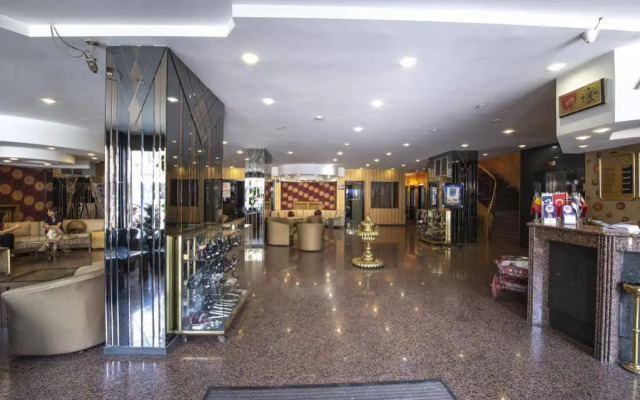 Atiskan Hotel