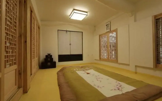Gwiae Traditional House