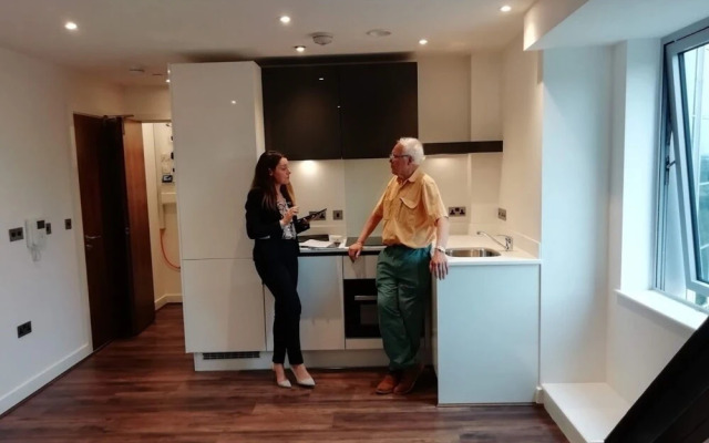 Luxury One Bedroom Apartment