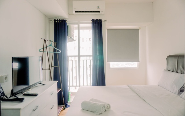 Minimalist And Best Deal Studio At Serpong Garden Apartment – Guest Rooms – Legok