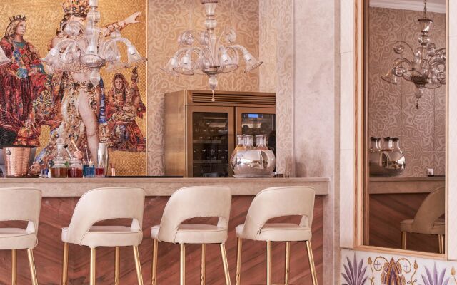 Mythos Palace Resort 