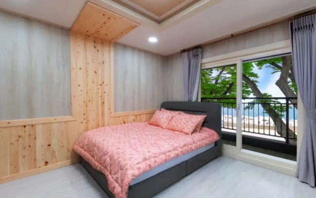 Namhae Badapunggyeong Pension Dosieobu