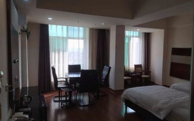 Junya Zhouji Hotel(Haikou East High Speed Railway Station)