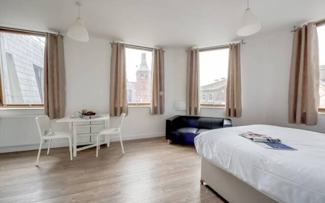 Beautiful studio with city views, in Liverpool!