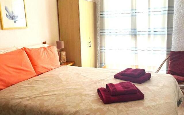 Beautiful Air Conditioned bungalow - Alkabir