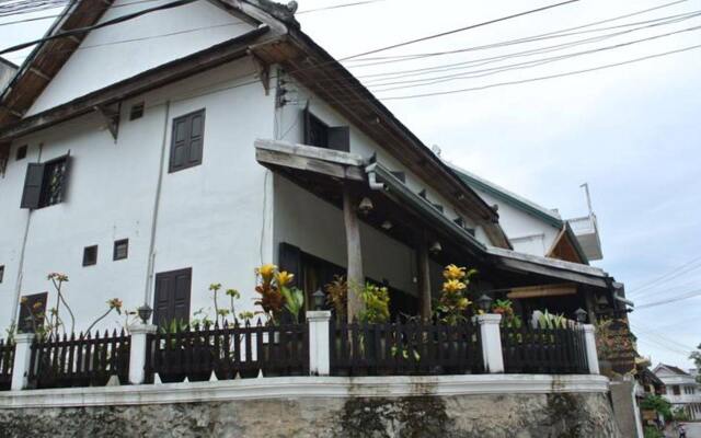 Khong Savath Guesthouse